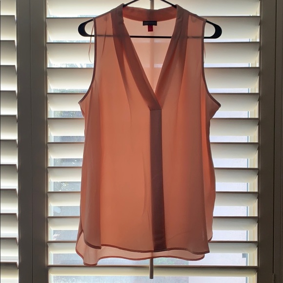 Vince Camuto Tops - 👚 VINCE CAMUTO PLEATED SLEEVELESS HI-LOW TANK 👚